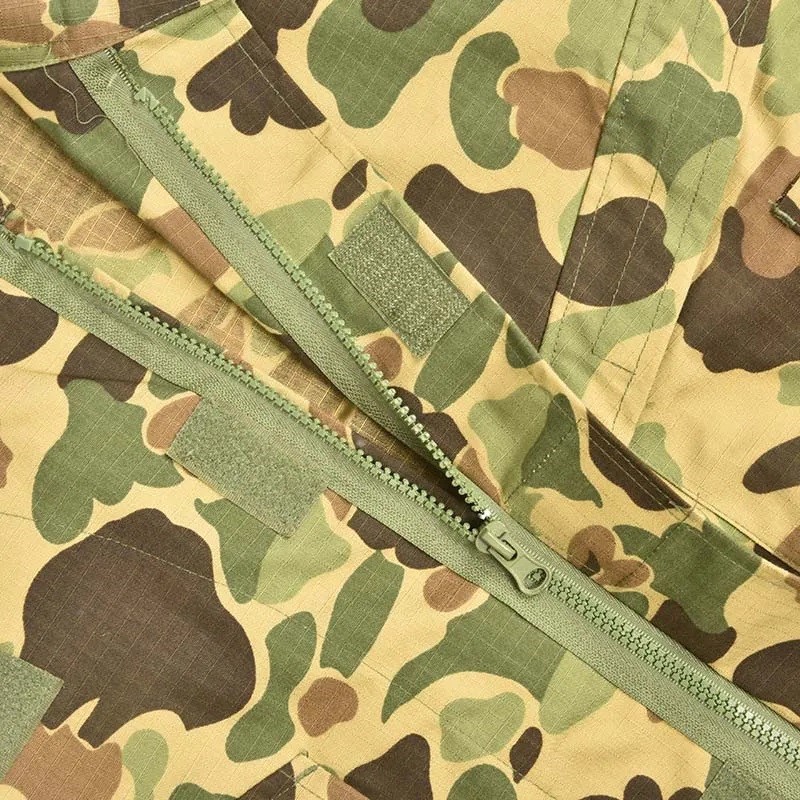9 9